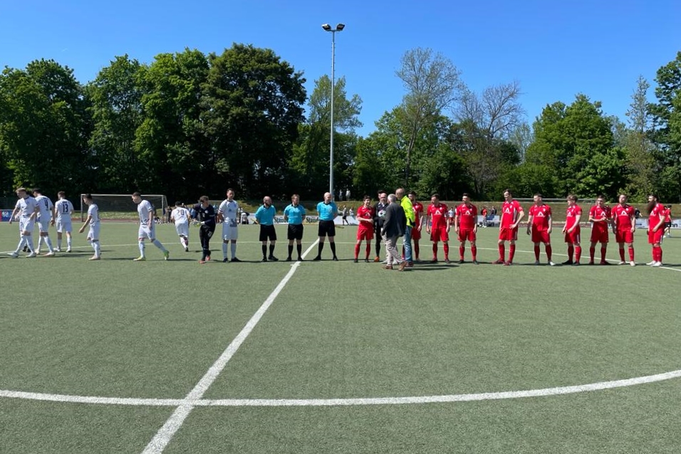 SpVgg Steele 03/09 gewinnt wichtiges Spiel gegen Remscheid › Frank